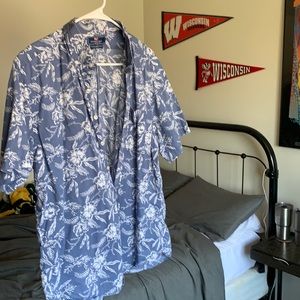 Vineyard Vines Hawaiian Murray shirt